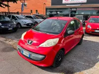 Usata Peugeot 107 68 CV (50 kW) 2008 Rosso Utilitaria