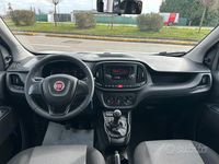 Usata Fiat Doblò 95 CV (69 kW) 2017 Bianco Monovolume