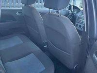 Usata Ford Fiesta 75 CV (55 kW) 2007 Vari colori Berlina