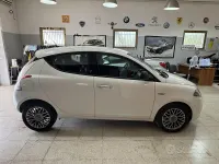 Usata Lancia Ypsilon 85 CV (62 kW) 2012 Bianco Utilitaria