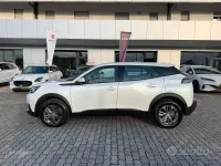 Usata Peugeot 2008 Active 131 CV (96 kW) 2021 Bianco SUV