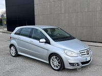 Usata Mercedes B200 116 CV (85 kW) 2009 Monovolume