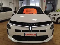 Usata Lancia Ypsilon 101 CV (74 kW) 2025 Bianco marmo / pastello Utilitaria