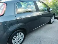 Usata Fiat Grande Punto 69 CV (50 kW) 2014 Utilitaria