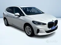 Usata BMW 218 Active Tourer Comfort Edition 150 CV (110 kW) 2023 Bianco pastello Monovolume