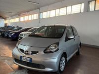 Usata Toyota Aygo 68 CV (50 kW) 2011 Grigio Utilitaria