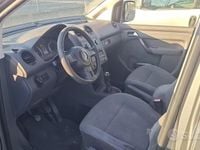 Usata VW Caddy 102 CV (75 kW) 2012 Grigio Monovolume