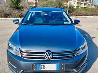 Usata VW Passat 105 CV (77 kW) 2013 Grigio Station wagon