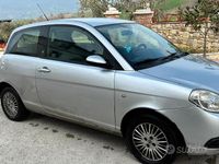 Begagnad Lancia Ypsilon 2007 Grå Halvkombi