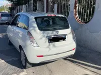 Usata Lancia Ypsilon 60 CV (44 kW) 2009 Bianco Utilitaria