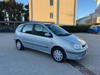 Usata Renault Scénic Expression 101 CV (74 kW) 2003 Grigio Monovolume