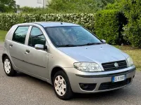 Occasion Fiat Punto 60 ch (44 kW) 2004 Blanc Citadine