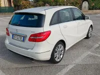 Usata Mercedes B180 2013 Bianco Utilitaria