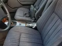 Usata Mercedes E200 122 CV (89 kW) 1991 Bianco Berlina