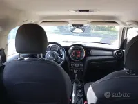 Usata Mini ONE 95 CV (69 kW) 2016 Bianco Utilitaria