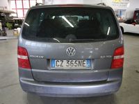 usata VW Touran 2.0 16V TDI 7P Trendline 140CV