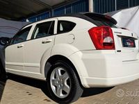 Usata Dodge Caliber SXT 140 CV (102 kW) 2010 Bianco Utilitaria