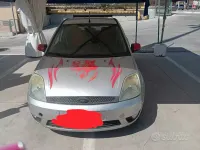 Usata Ford Fiesta 68 CV (50 kW) 2003 Utilitaria