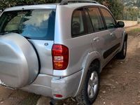 usata Toyota RAV4 2.0i 16V cat 5 porte