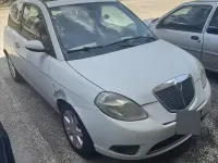 Usata Lancia Ypsilon 69 CV (50 kW) 2003 Bianco Utilitaria