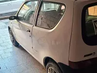 Usata Fiat 600 54 CV (39 kW) 2001 Bianco Berlina