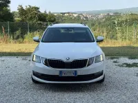 Usata Skoda Octavia Executive 116 CV (85 kW) 2019 Bianco Station wagon