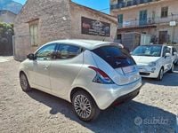 Usata Lancia Ypsilon Gold 95 CV (69 kW) 2011 Bianco Utilitaria