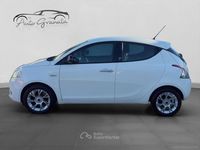 Usata Lancia Ypsilon Platinum 69 CV (50 kW) 2015 Bianco Utilitaria