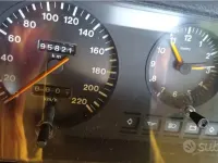 Usata Ford Taunus 73 CV (53 kW) 1982 Verde Berlina