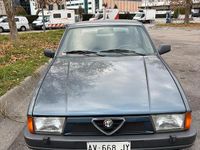 Usata Alfa Romeo 75 120 CV (88 kW) 1990 Blu Berlina