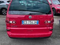 Usata VW Sharan Trendline 116 CV (85 kW) 2004 Rosso Monovolume