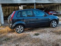 Gebraucht Ford Fiesta 73 PS (53 kW) 2007 Grau Limousine