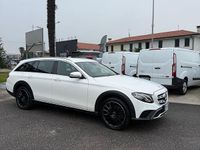 Usata Mercedes E220 All-Terrain Premium 194 CV (142 kW) 2019 Bianco Station wagon