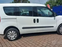 Usata Fiat Doblò Dynamic 105 CV (77 kW) 2015 Bianco Monovolume