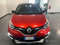 Usata Renault Captur Zen 90 CV (66 kW) 2018 Rosso SUV