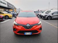 Usata Renault Clio V Intens 101 CV (74 kW) 2023 Arancione Berlina