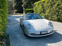 Usata Porsche 911 Carrera 4 345 CV (253 kW) 2001 Bianco Cabrio