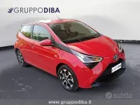 Usata Toyota Aygo 72 CV (52 kW) 2021 Rosso Utilitaria