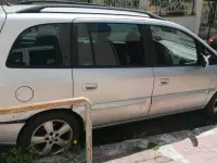Usata Opel Zafira Elegance 125 CV (91 kW) 2005 Grigio Monovolume