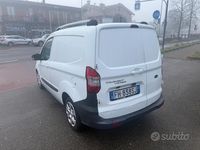 Usata Ford Transit 76 CV (55 kW) 2017 Bianco SUV