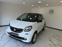 Usata Smart ForFour Passion 90 CV (66 kW) 2017 Bianco Utilitaria