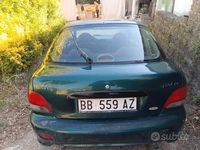 Usata Hyundai Accent 84 CV (61 kW) 1998 Verde Berlina