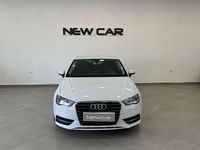 Usata Audi A3 Ambiente 110 CV (80 kW) 2015 Bianco Utilitaria