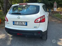 Usata Nissan Qashqai Tekna 106 CV (77 kW) 2010 Bianco SUV