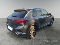 Usata VW T-Roc Style 150 CV (110 kW) 2018 Grigio SUV