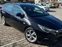 Usata Opel Astra Business 110 CV (80 kW) 2017 Nero Station wagon