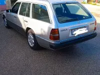 Gebraucht Mercedes E250 90 PS (66 kW) 1991 Grau Kombi