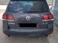 Usata VW Touareg 240 CV (176 kW) 2007 Grigio SUV