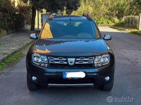 Usata Dacia Duster Lauréate 110 CV (80 kW) 2015 Grigio SUV