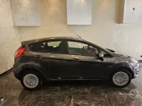 Usata Ford Fiesta 95 CV (69 kW) 2017 Grigio Utilitaria